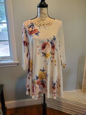 Lara Cream Midi Swing Dress with Pink, Yellow & Blue Floral Print.Size Large VGC